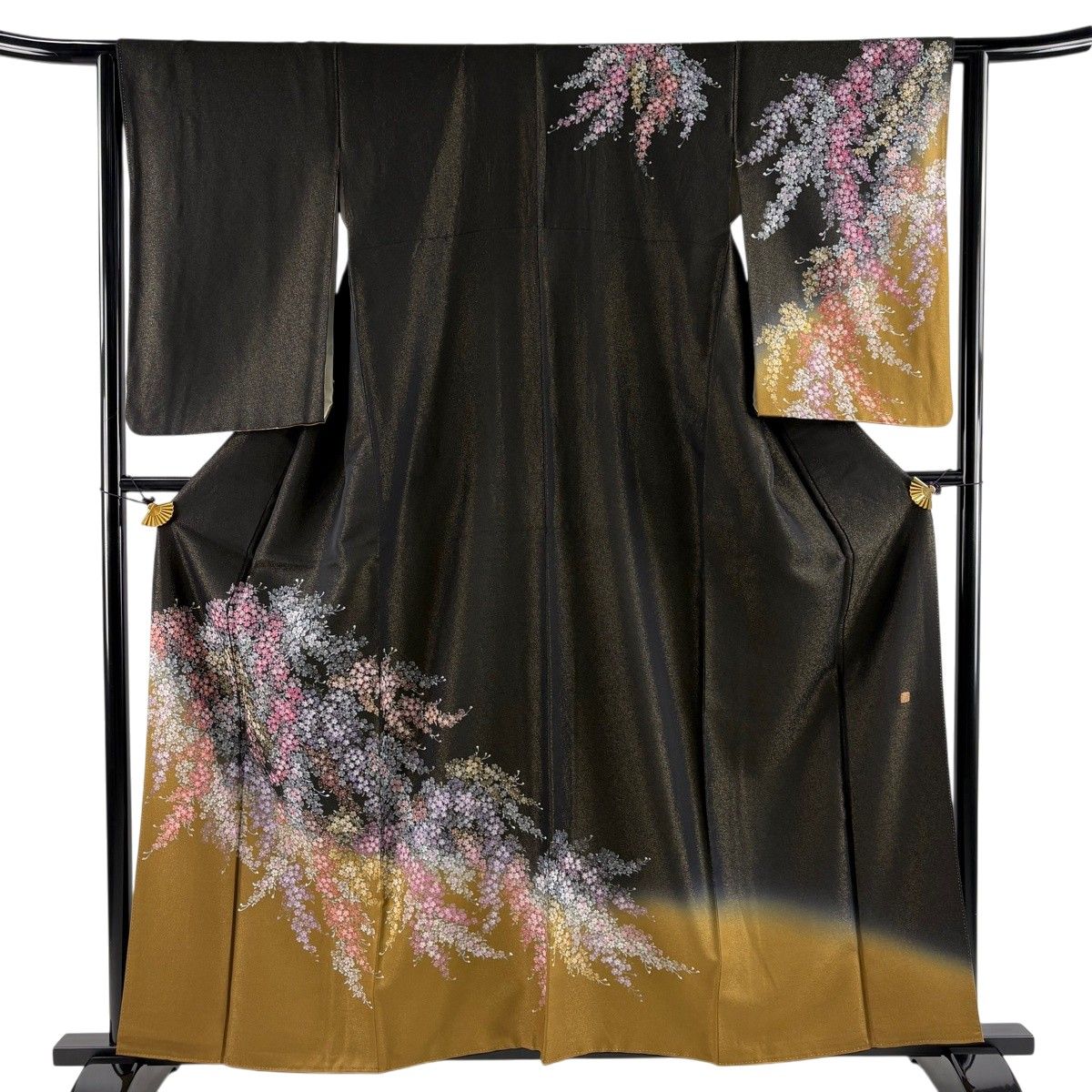D538 振袖　枝垂れ桜　金彩　黒地　正絹　着物　袷　美品 訪問着 身丈159.5cm 裄丈63cm S 袷 落款 枝垂れ桜 金通し 金彩 黒 正絹