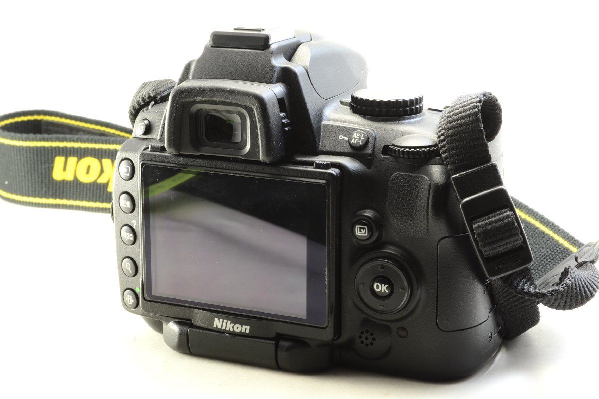 美品・即利用可】Nikon D5000 ダブルレンズキット / SHOT 1166回 / SD