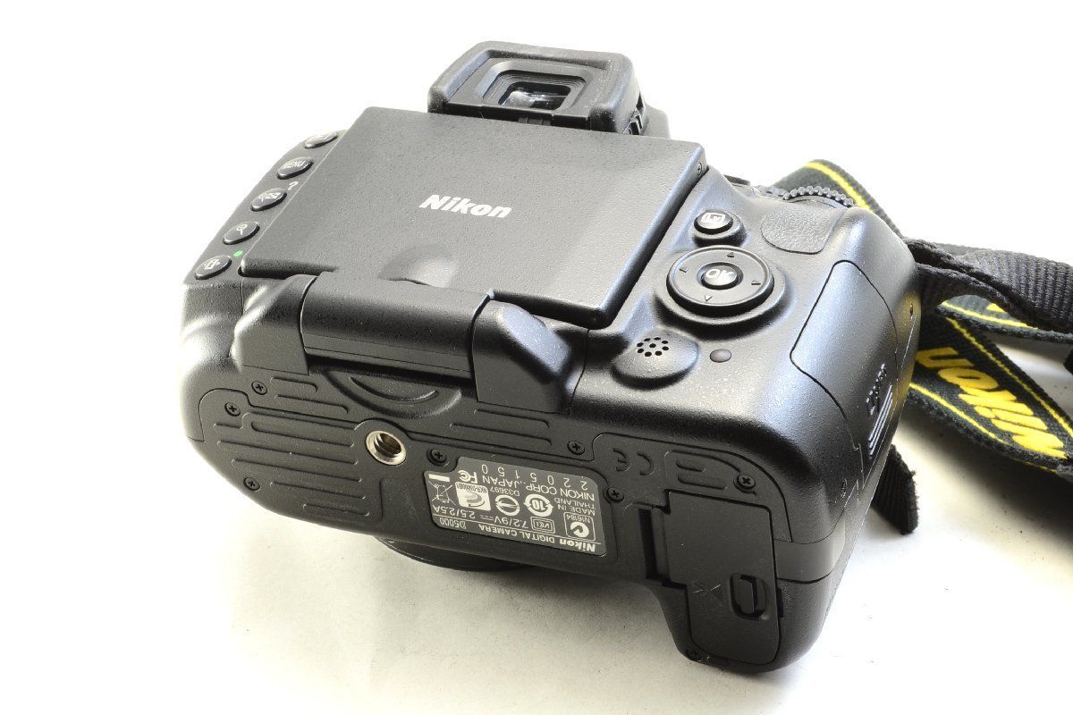 美品・即利用可】Nikon D5000 ダブルレンズキット / SHOT 1166回 / SD