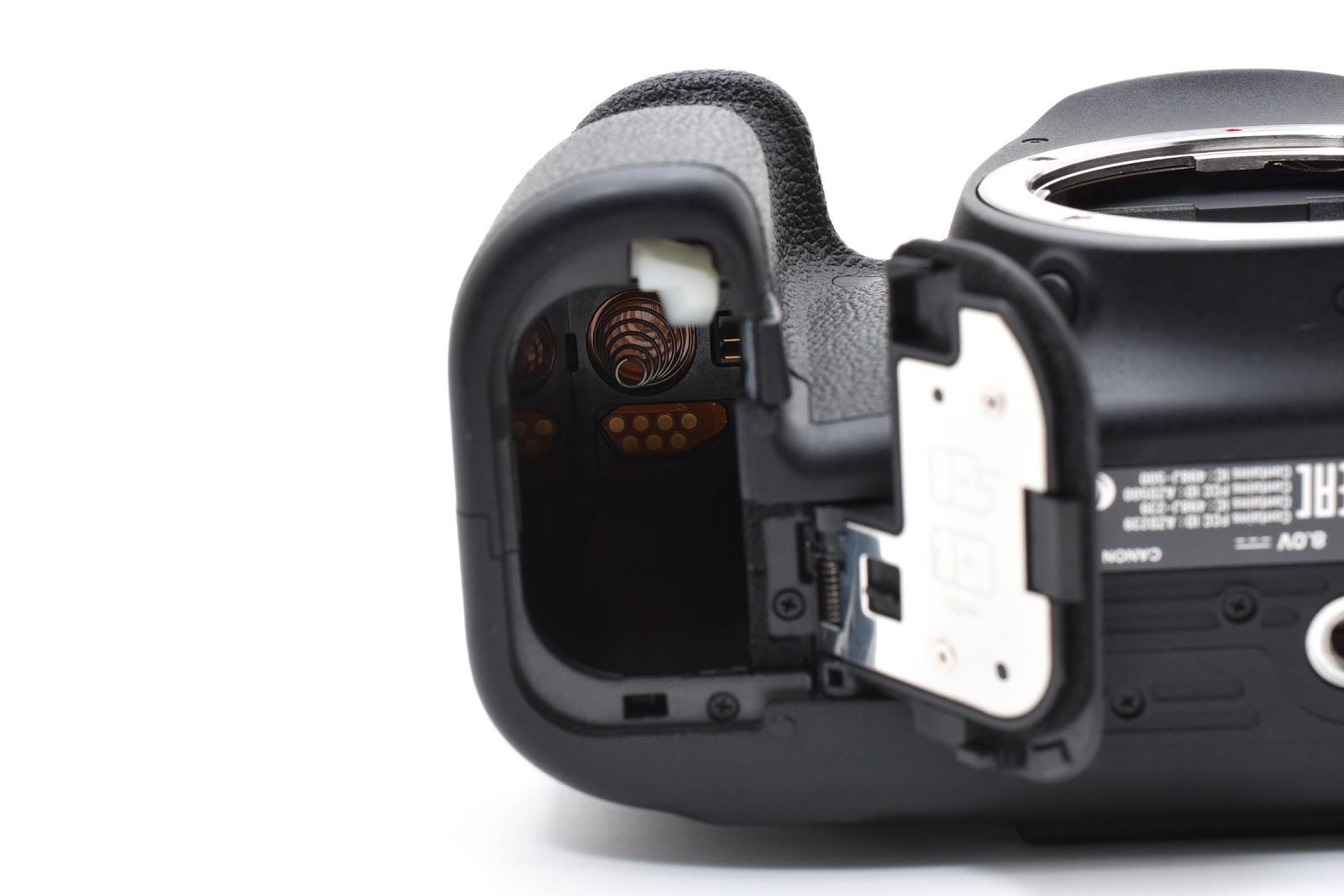 ☆良品☆ キヤノン CANON SHOT数28085回 EOS 6D MARK II ボディ