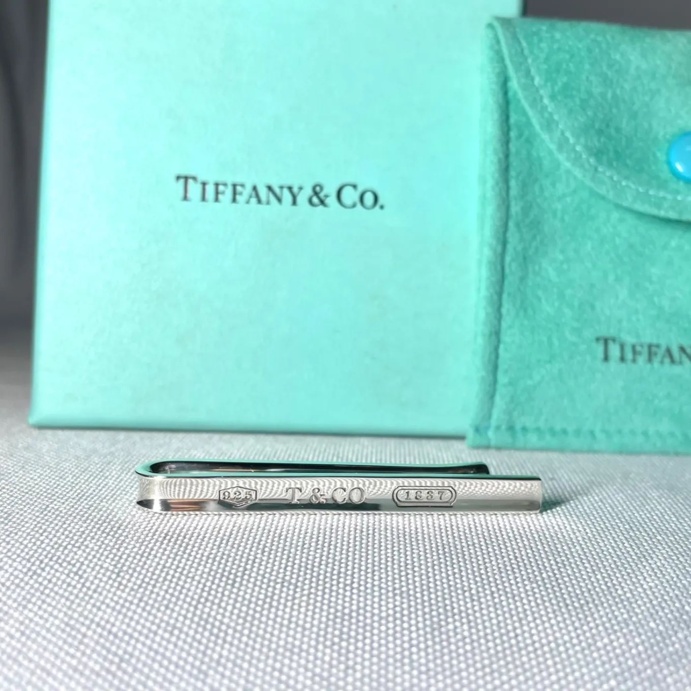 美品 TIFFANY ティファニー T&Co 1837 エングレイブロゴ 鏡面
