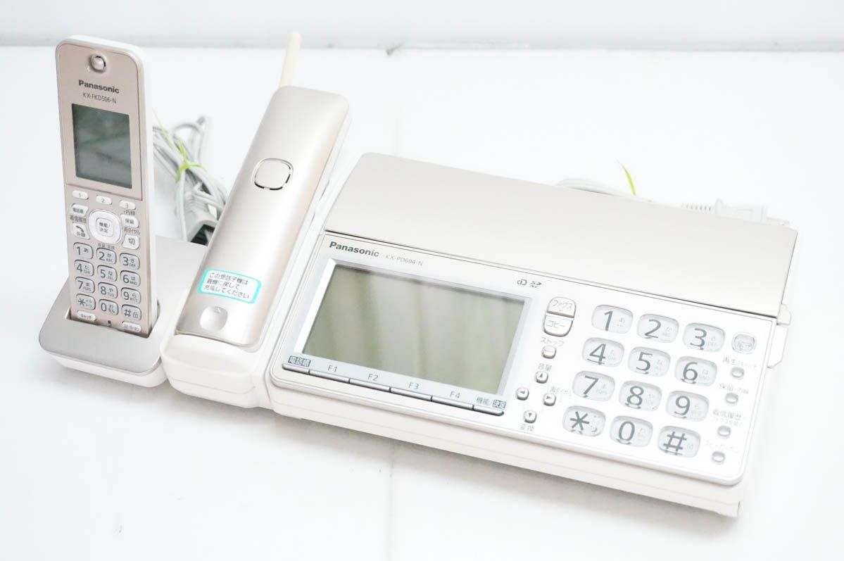 【中古】Panasonicパナソニック デジタルコードレスファクス 親機のみ KX-PD604 子機1台付き