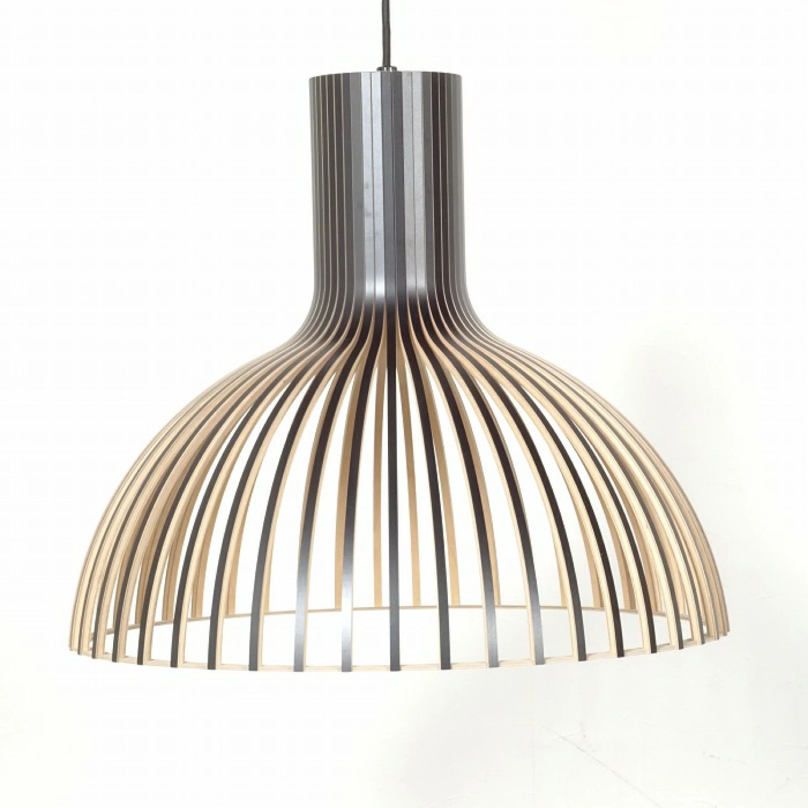 ◾︎SELUNO◾︎ 【展示美品】Secto Design セクトデザイン Victo 4250