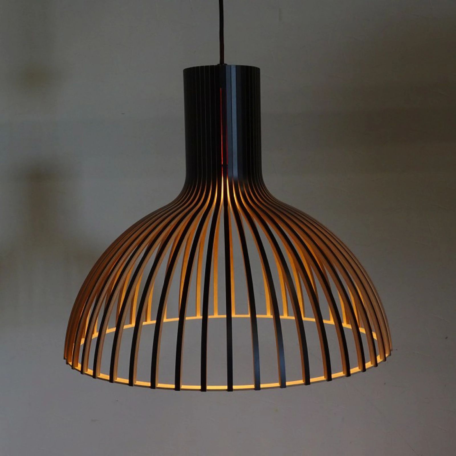 ◾︎SELUNO◾︎ 【展示美品】Secto Design セクトデザイン Victo 4250
