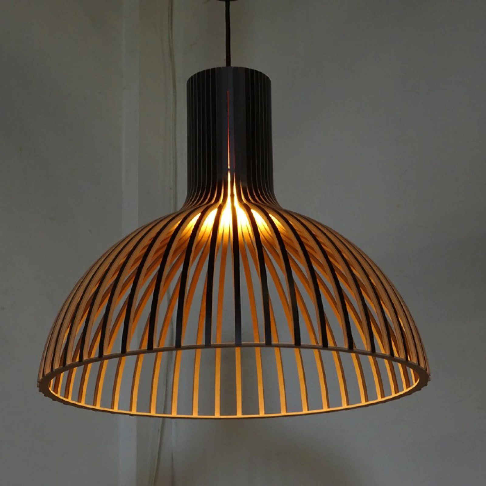 ◾︎SELUNO◾︎ 【展示美品】Secto Design セクトデザイン Victo 4250