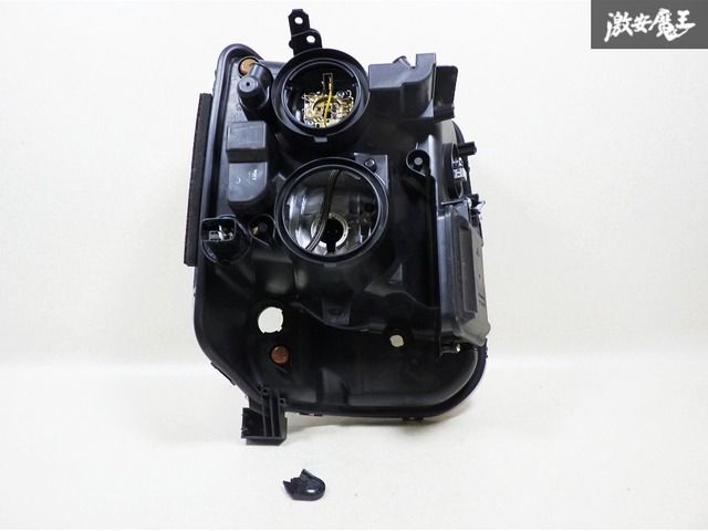 ☆レンズ綺麗☆ スズキ 純正 DA17W エヴリィワゴン HID キセノン