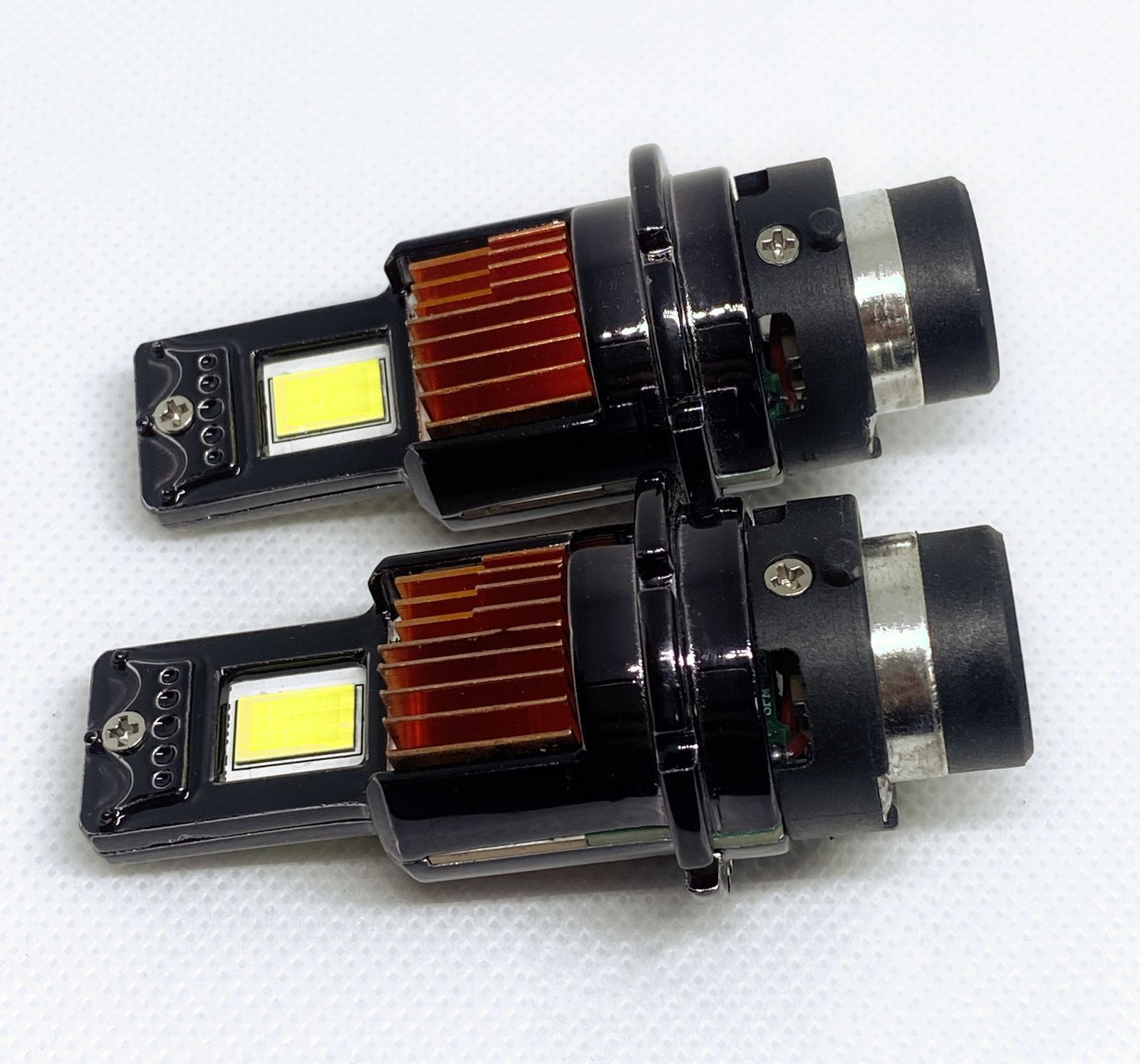 ヴォクシー ノア 70系 ZRR70 ZRR75 (H19.6-H25.12)【HIDをLED化