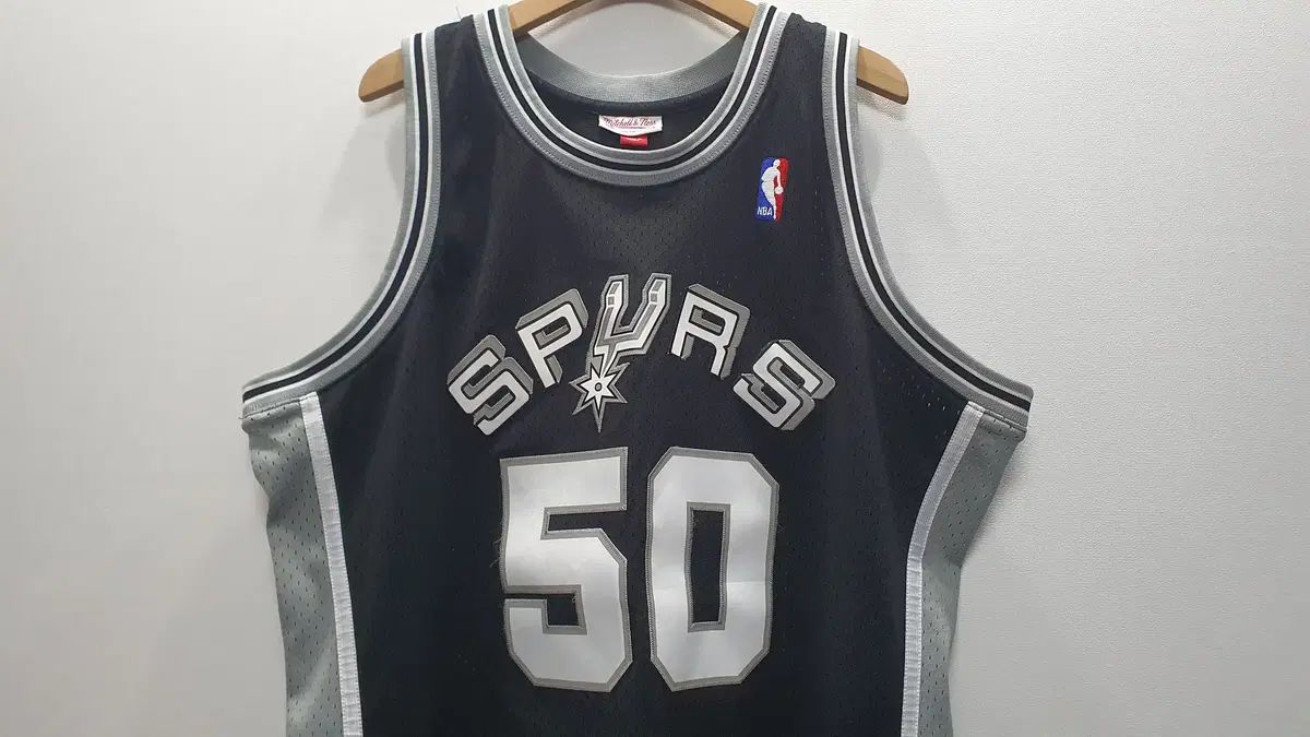 ミッチェルアンドネス SAN ANTONIO SPURS ROBINSON UNI XL (幅64cm x 身長85cm)