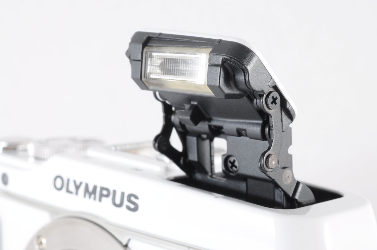 □良品□ OLYMPUS（オリンパス） PEN E-P3 ホワイト ミラーレス一眼