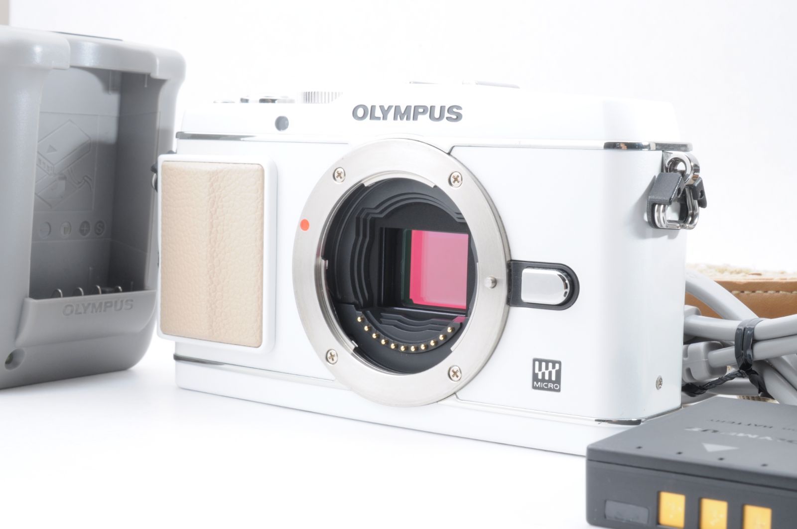 □良品□ OLYMPUS（オリンパス） PEN E-P3 ホワイト ミラーレス一眼