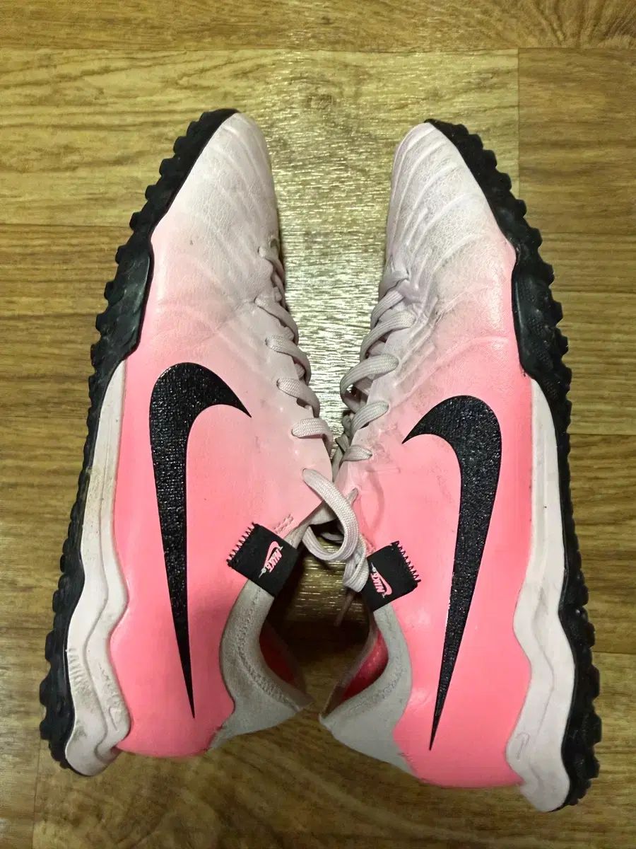 ナイキ 래전드10 pro TF 260