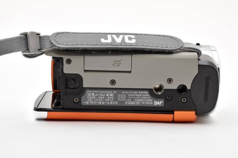 実用光学美品 JVC GZ-E600 オレンジ ビデオカメラ ハンディカム #4186