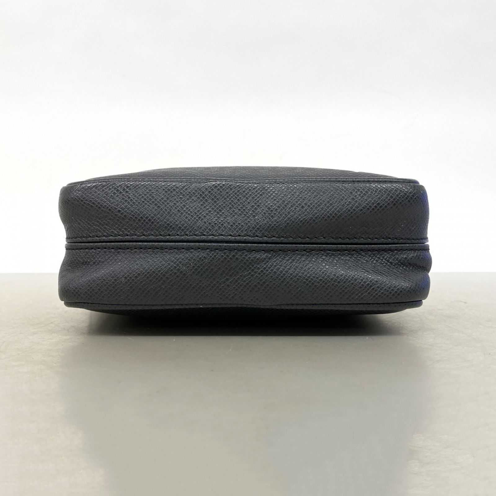 ルイ・ヴィトン(Louis Vuitton) ルイ・ヴィトン ショルダーバッグ