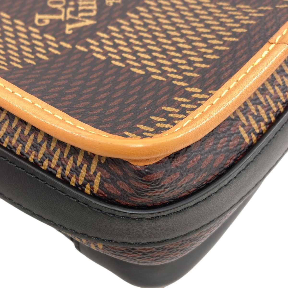 LOUIS VUITTON ルイヴィトン N40357 アマゾン メッセンジャー 