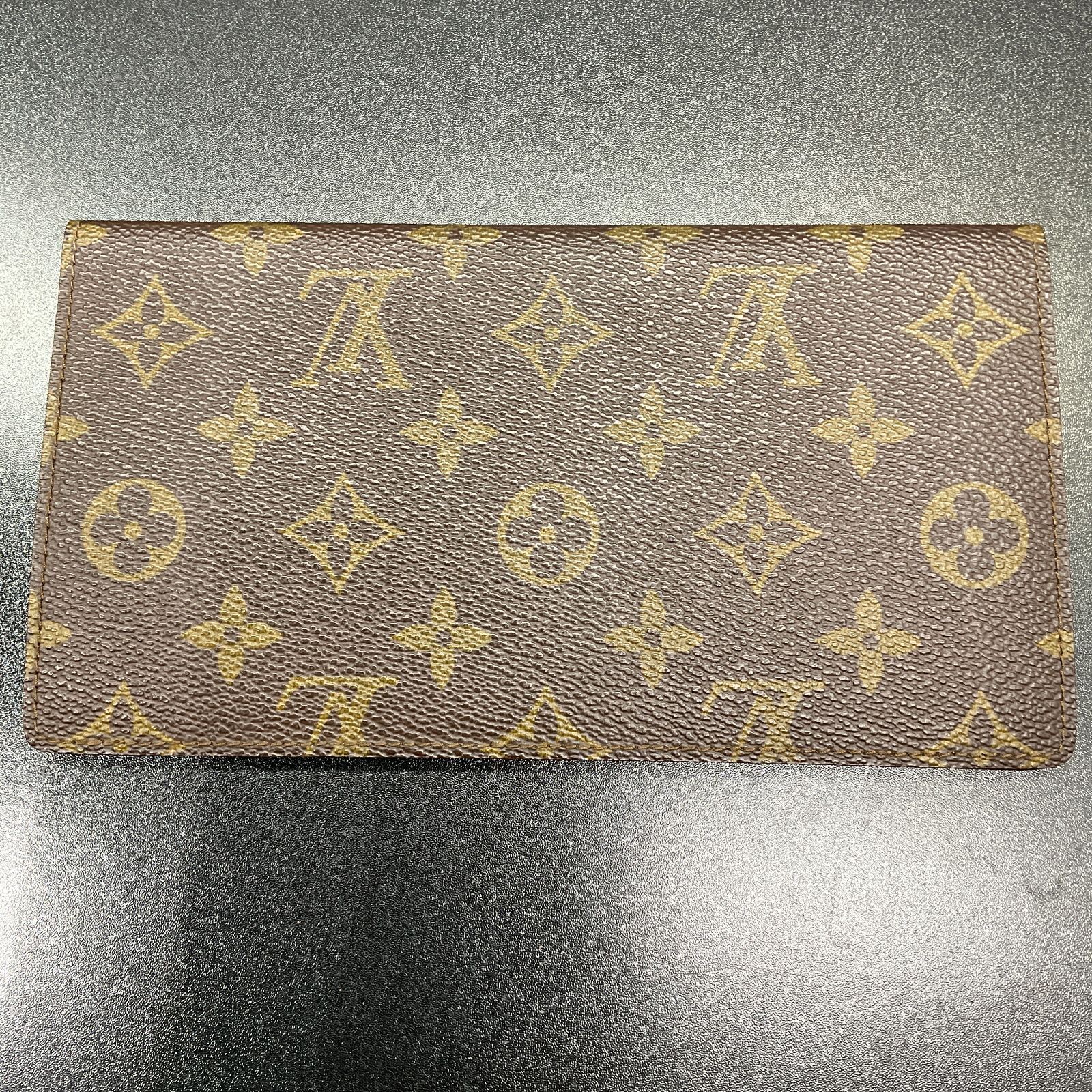ルイヴィトン モノグラム 財布 B26052450