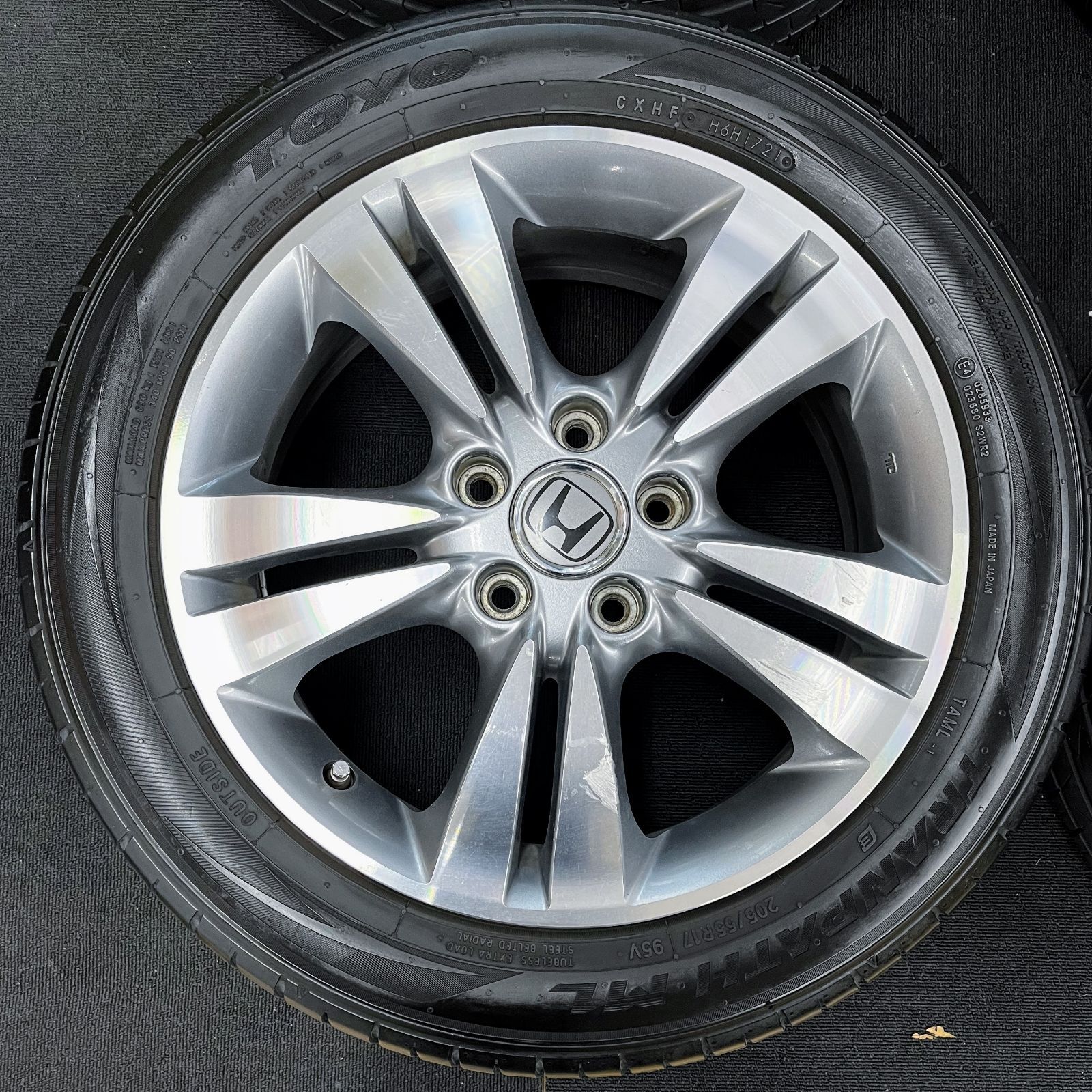 送料無料】【17×6J+55】【205/55R17】 中古 サマータイヤ ホイール 4