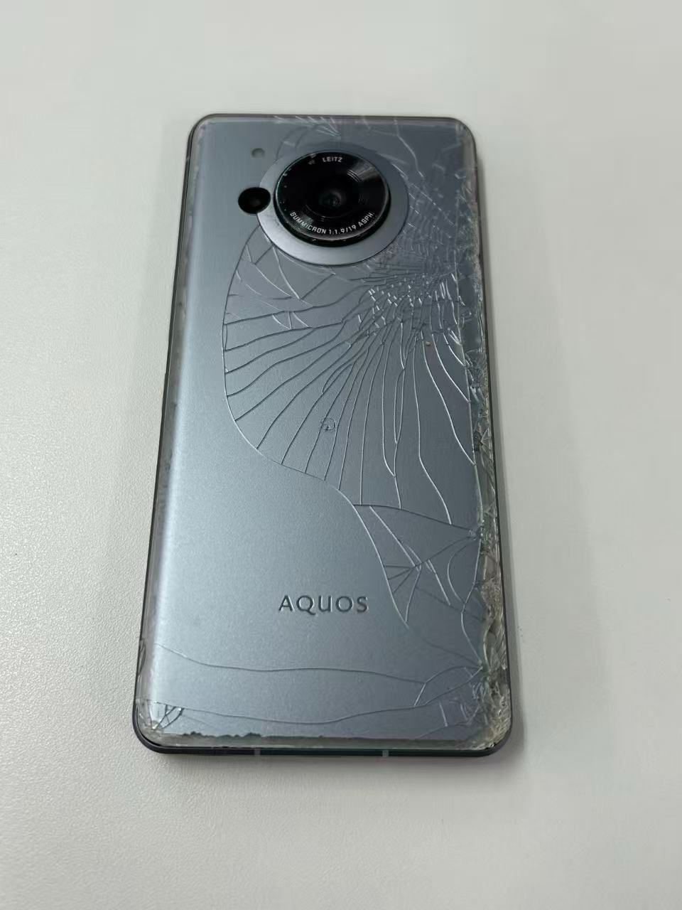 ジャンク】AQUOS R7 256GB シルバー (部品取/修理用) - メルカリ