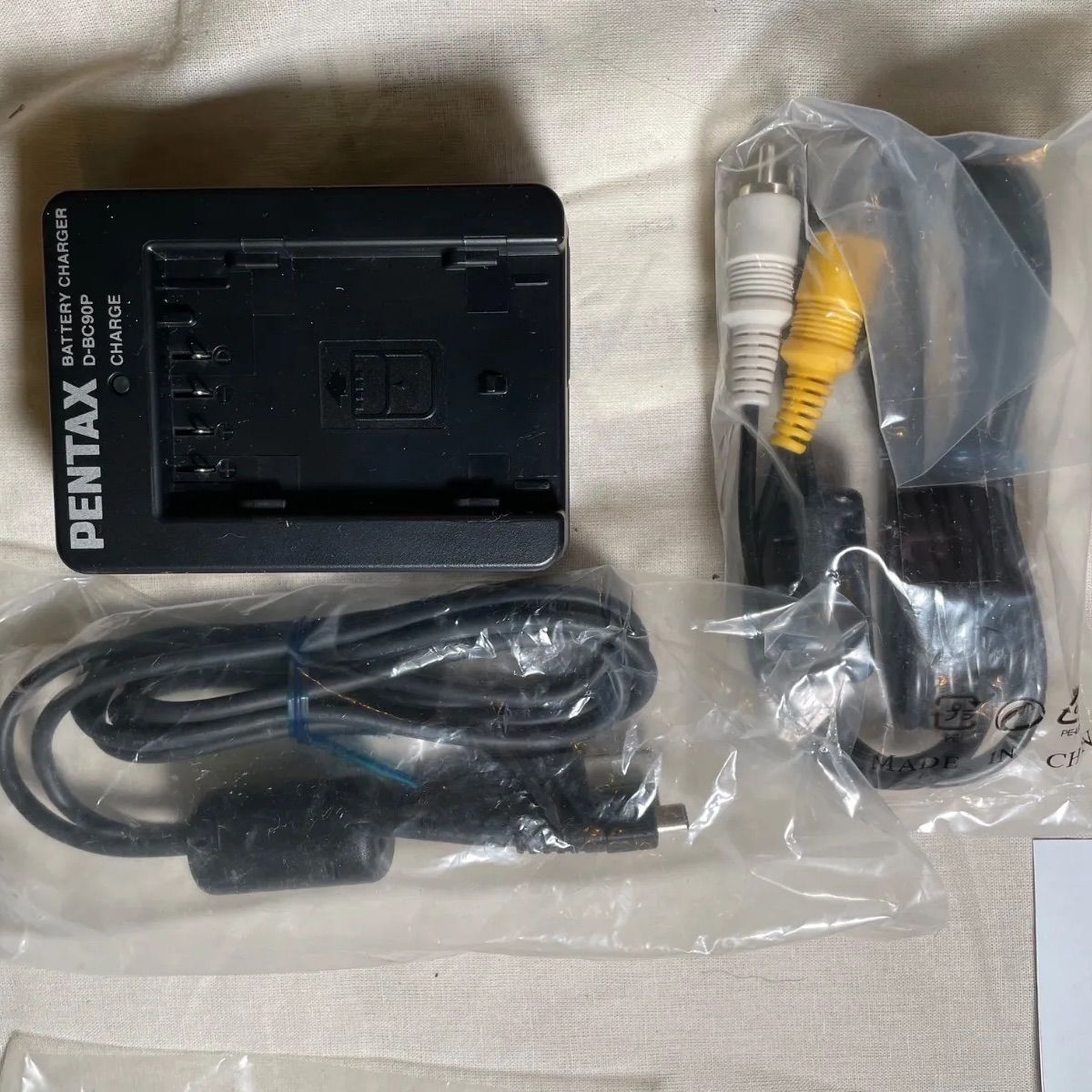 カメラ本体なし】PENTAX K-5 IIs 元箱 付属品 セット 充電器 D-BC90P