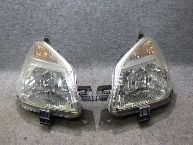 ラクティス ヘッドライト左右 ハロゲン NCP100/105 前期 52-156 5