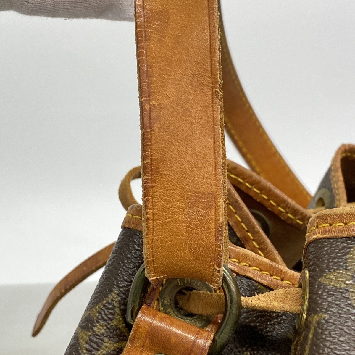6ef6628】ルイヴィトン ショルダーバッグ モノグラム プチノエ M42226