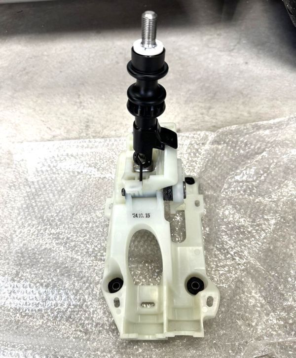 トヨタ 純正品 GR ヤリス シフトレバー フロアシフト ASSY ショートストローク化 カローラスポーツ Shift Lever Floor Shift ASSY