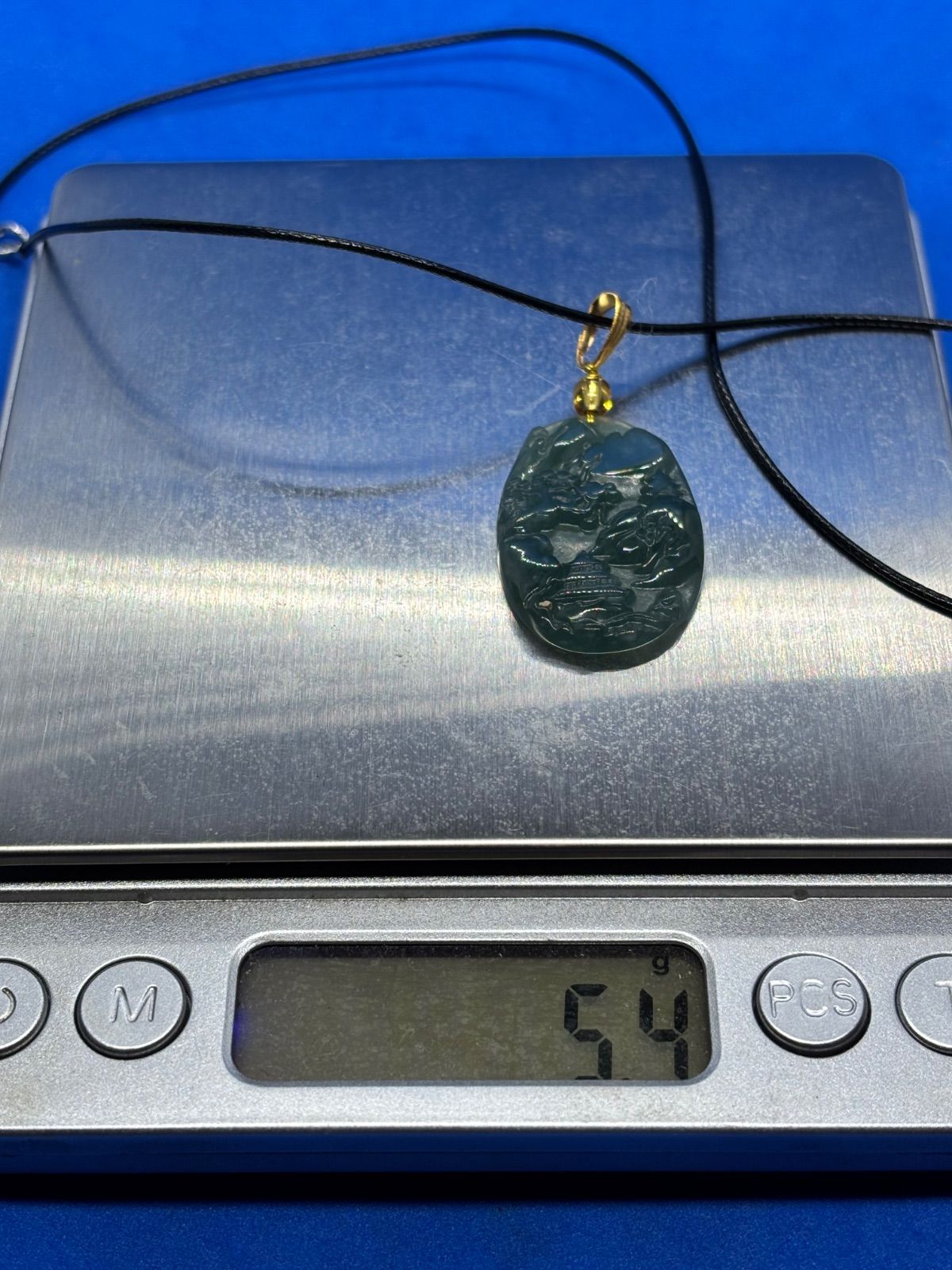 天然翡翠A貨 藍水氷種 精雕山水ペンダント 開運風水 5554-1/4 - メルカリ