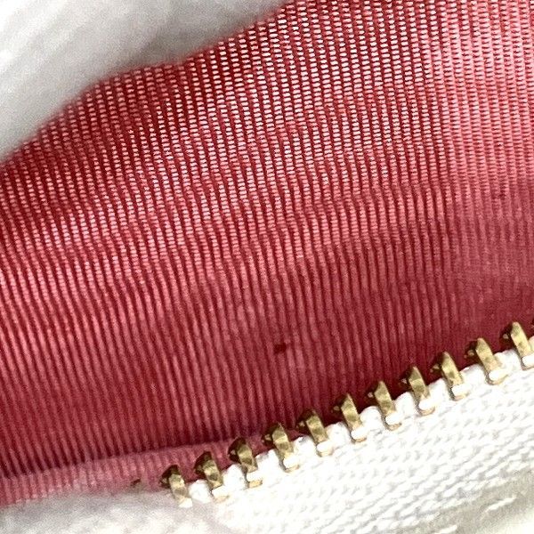グッチ GUCCI GGスプリーム 663922 レ ポム アップル ハート 2つ折り
