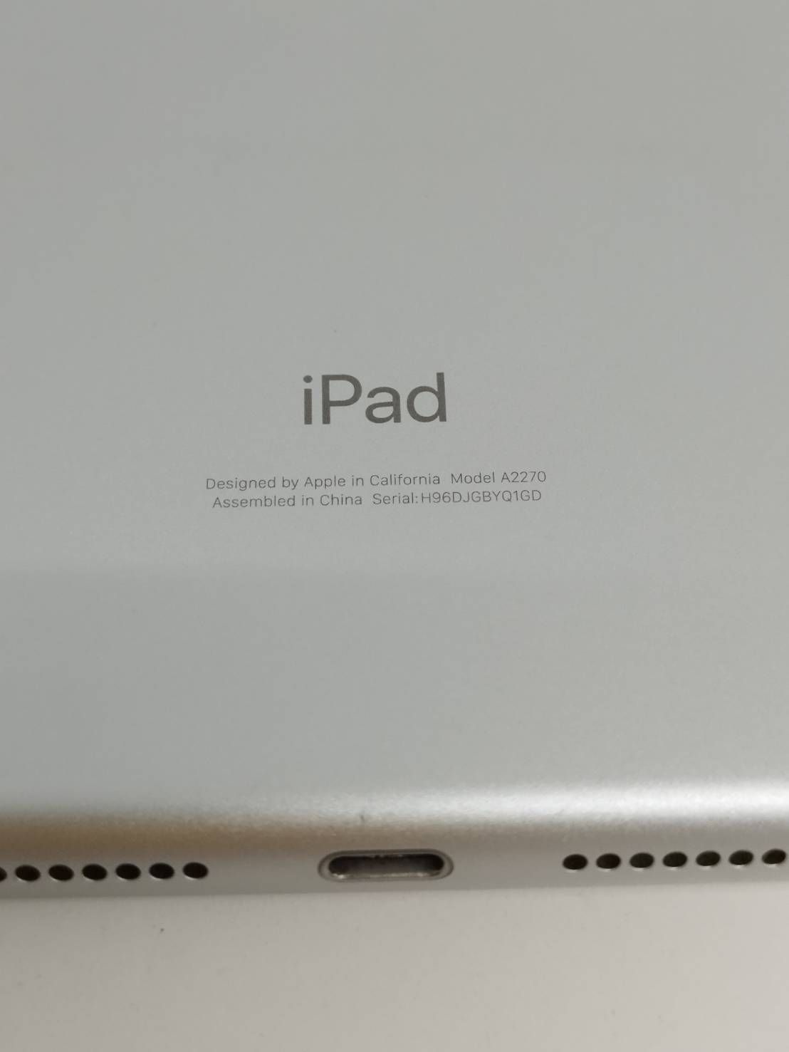 iPad 第8世代 10.2 Wi-Fi 32GB 良品 バッテリー81% - メルカリ