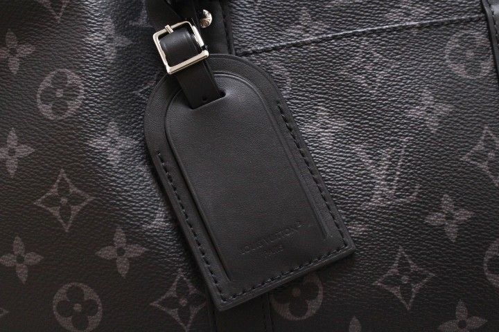 LOUIS VUITTON ルイ・ヴィトン ポルト ドキュマン・ヴォワヤージュ