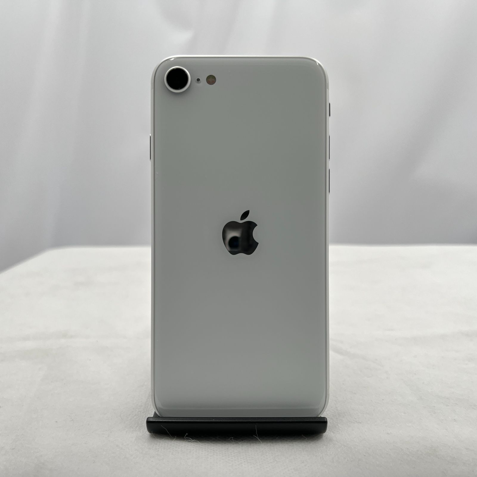 ☆ジャンク☆iPhone SE 第2世代 64GB MHGQ3J/A SIMフリー ホワイト