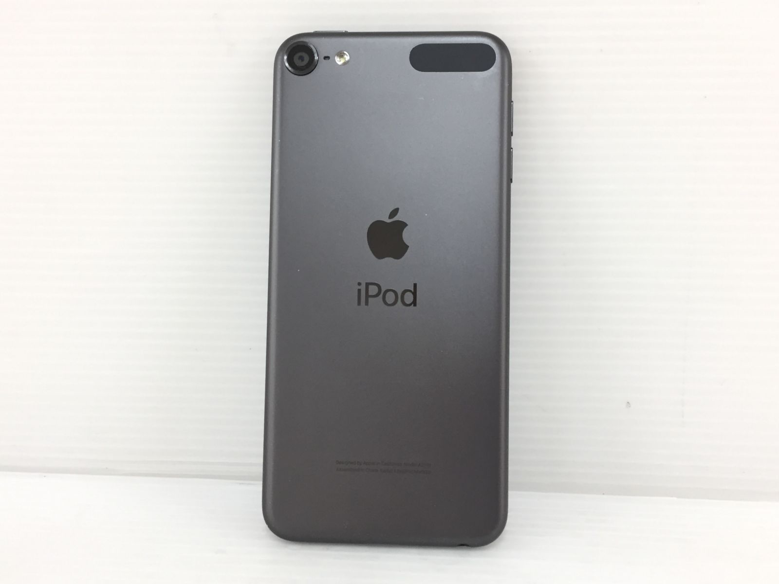 良品】Apple iPod touch 第7世代 32GB A2178(MVHW2J/A) スペースグレイ