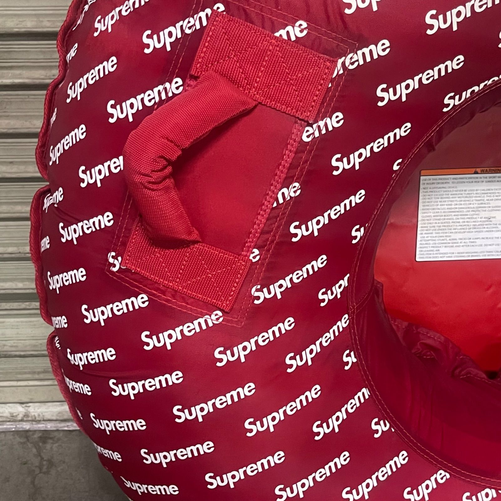 NPA】Supreme シュプリーム スノーチューブ 浮き輪 - メルカリ