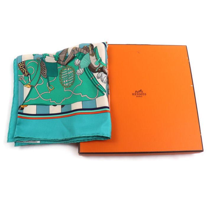 HERMES エルメス カレ90 CHOCS EN PLUMES スカーフ マルチカラー 羽