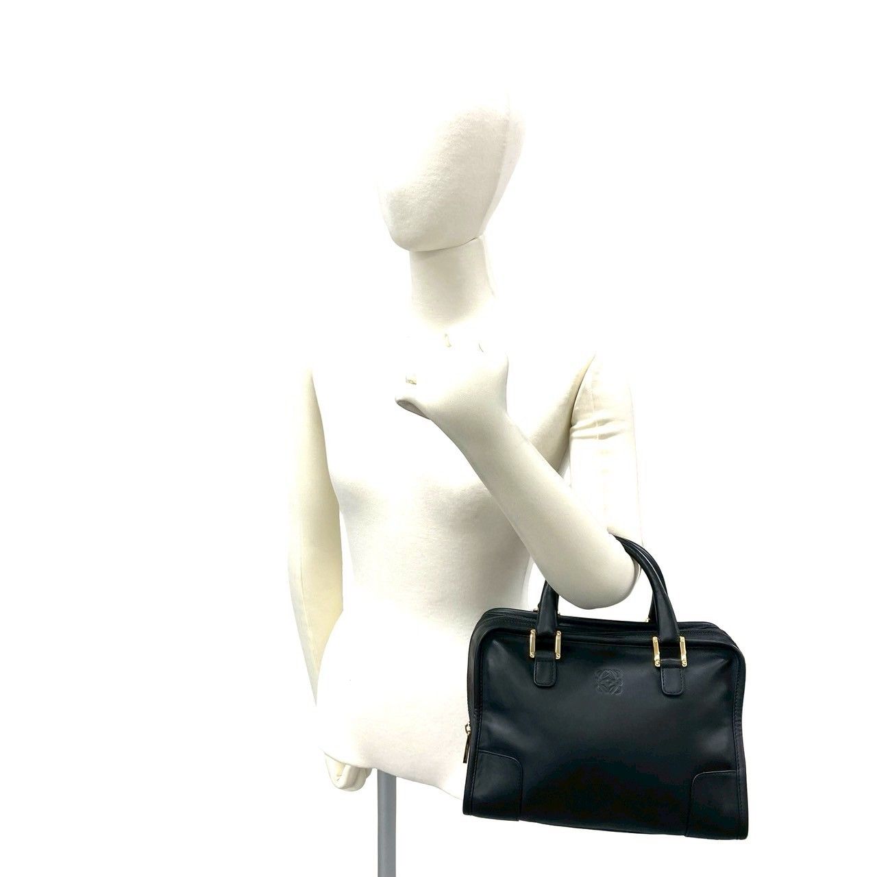 極 美品 LOEWE ロエベ ヴィンテージ アマソナ 28 アナグラム ロゴ 型