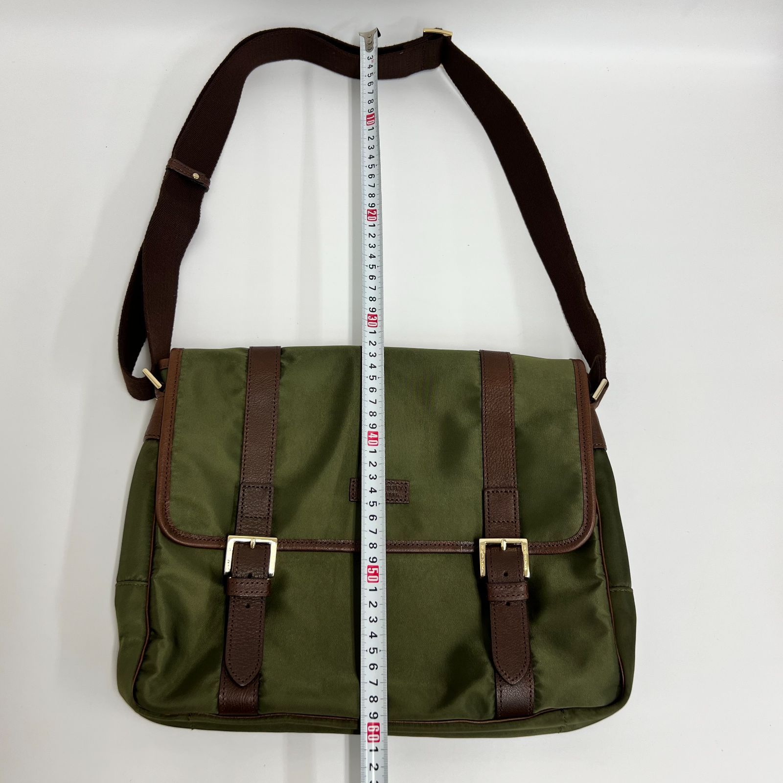 【極美品】バーバリーブラックレーベル メッセンジャーバッグ ナイロン 茶(0153 ) 【極美品】バーバリーブラックレーベル メッセンジャーバッグ ナイロン 茶(0153 )