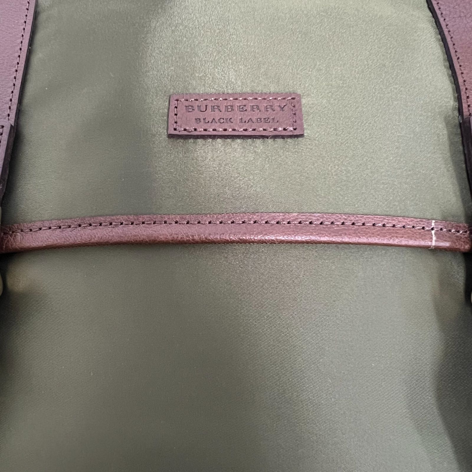 【極美品】バーバリーブラックレーベル メッセンジャーバッグ ナイロン 茶(0153 ) 【極美品】バーバリーブラックレーベル メッセンジャーバッグ ナイロン 茶(0153 )