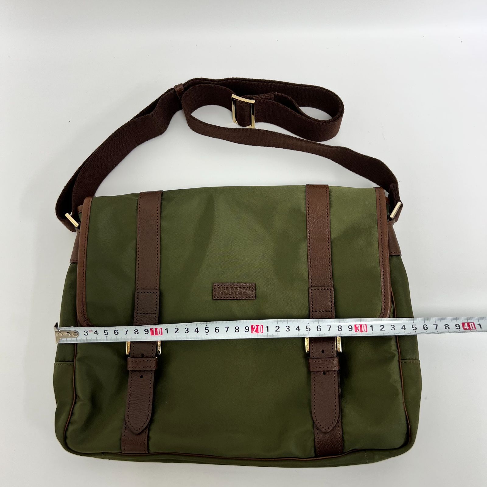 【極美品】バーバリーブラックレーベル メッセンジャーバッグ ナイロン 茶(0153 ) 【極美品】バーバリーブラックレーベル メッセンジャーバッグ ナイロン 茶(0153 )