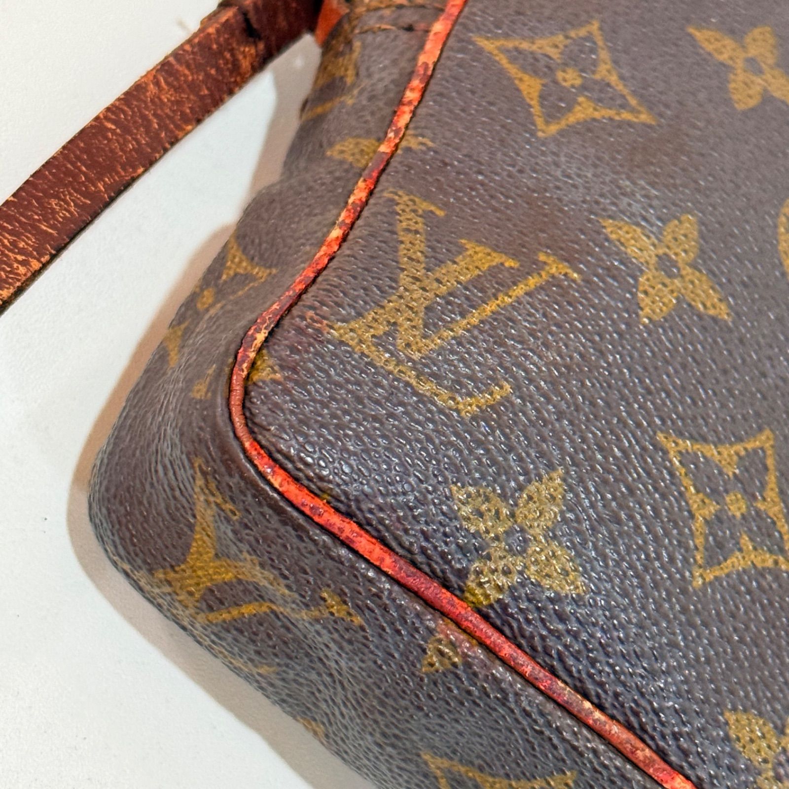 LOUIS VUITTON ルイヴィトン ミニダヌーブ モノグラム バック - メルカリ