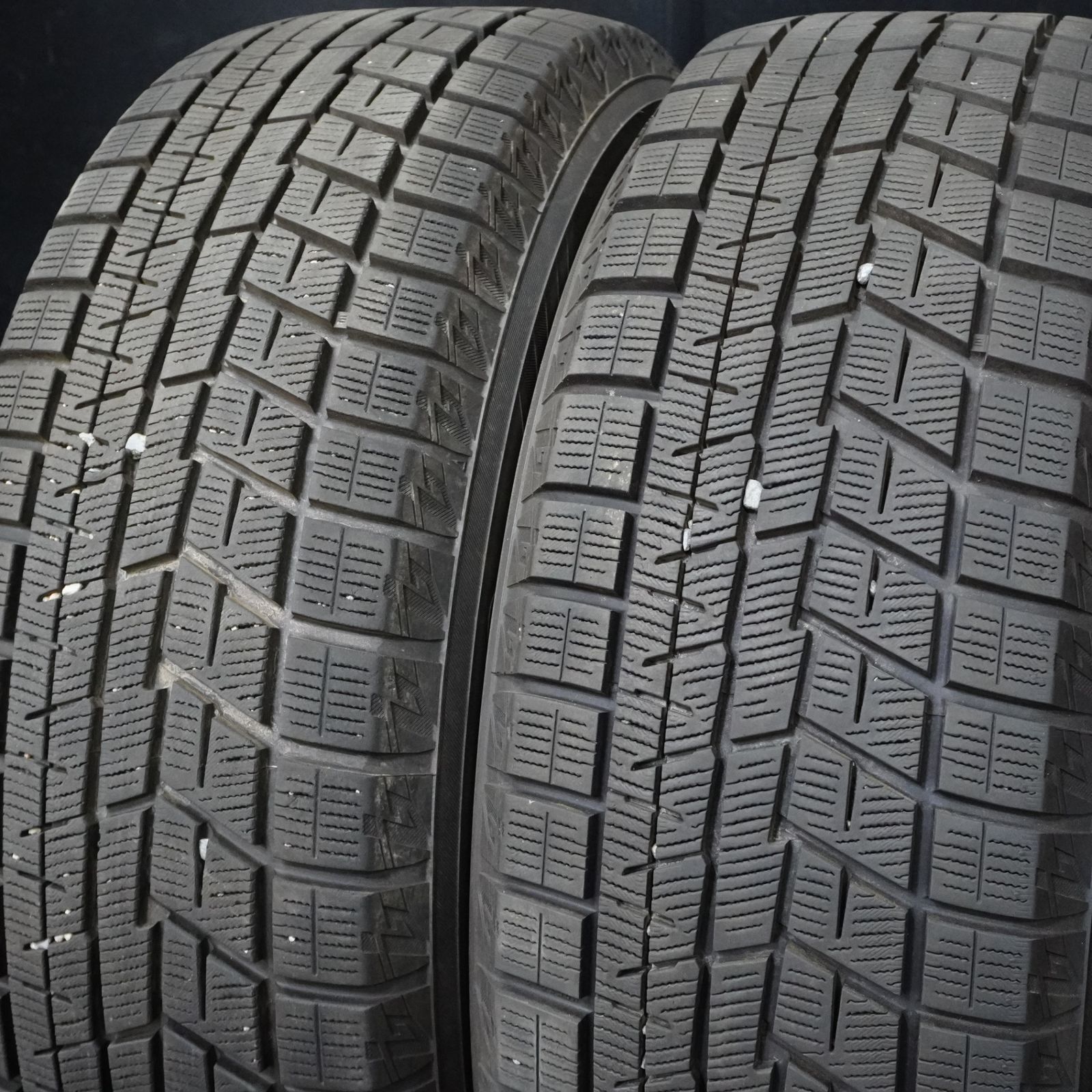 2024年製 スタッドレス 8～9分山 ヨコハマ iceGUARD iG60 215/60R16 4