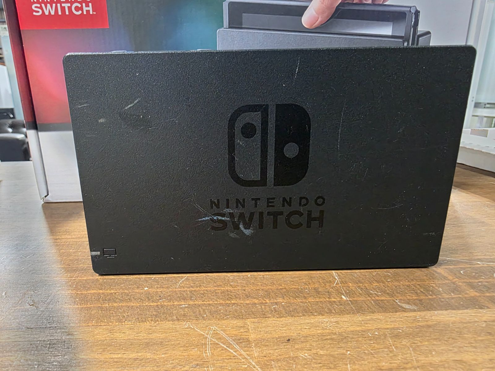 すぐ遊べるセット】Nintendo Switch 本体 ＋ スマブラ付き 初期型(傷
