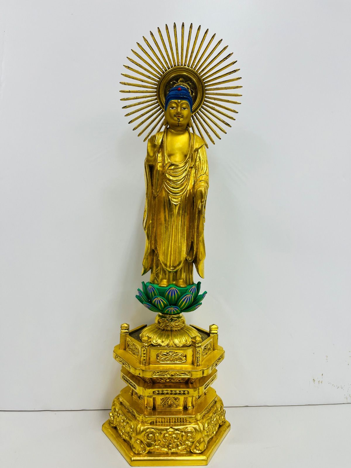 仏壇　阿弥陀如来　立像　金箔　仏像　肌粉