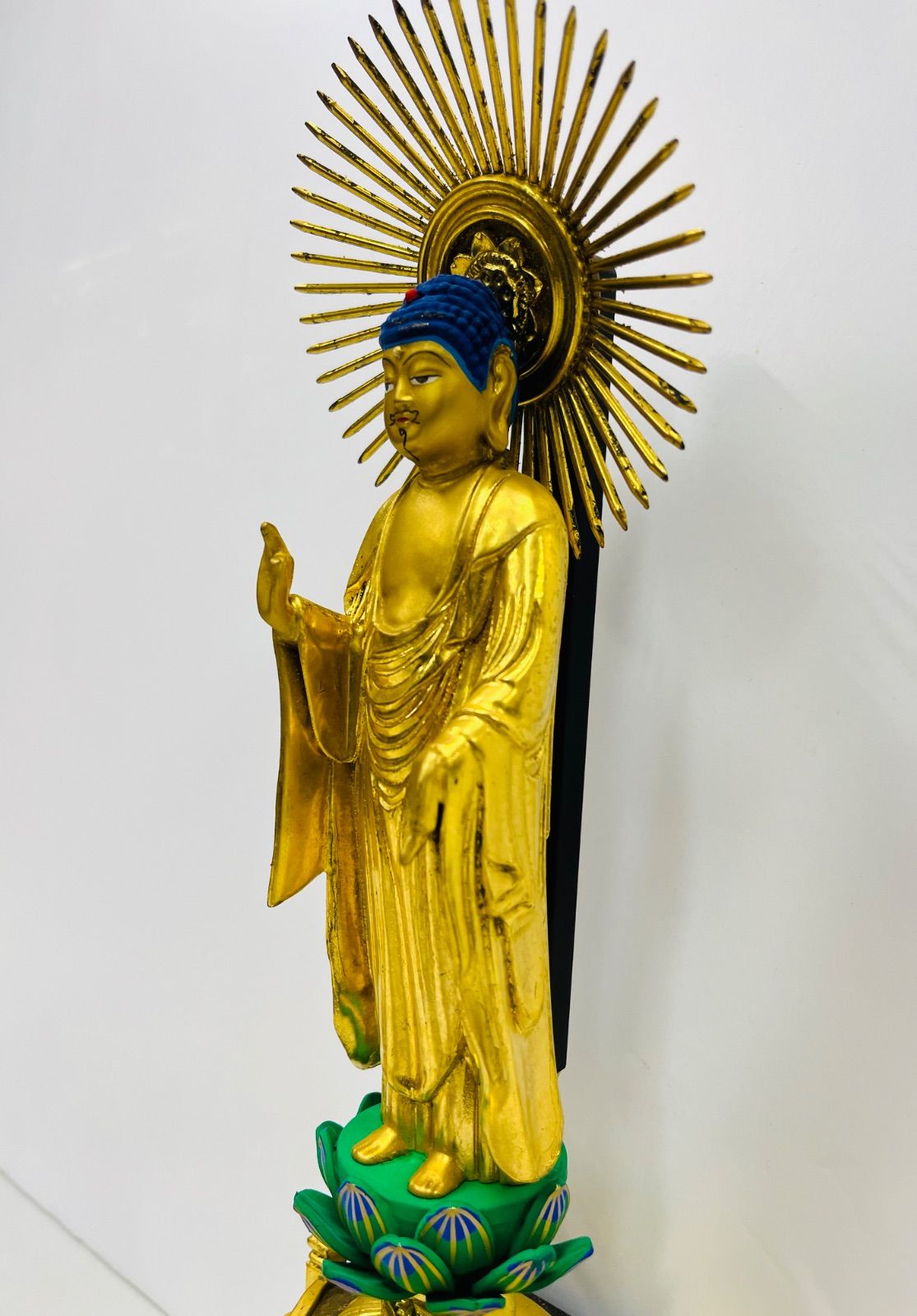 仏壇　阿弥陀如来　立像　金箔　仏像　肌粉