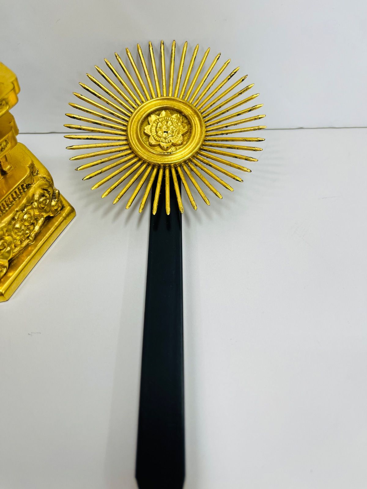 仏壇　阿弥陀如来　立像　金箔　仏像　肌粉