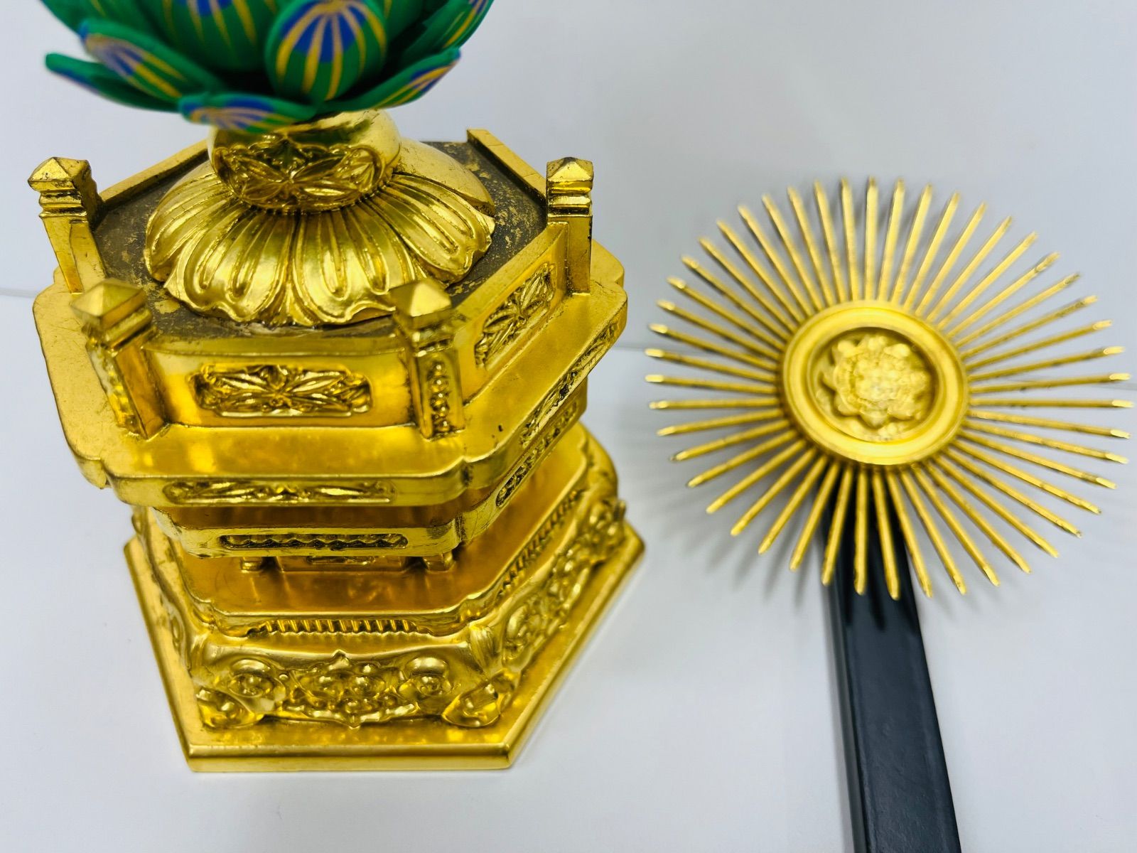 仏壇　阿弥陀如来　立像　金箔　仏像　肌粉