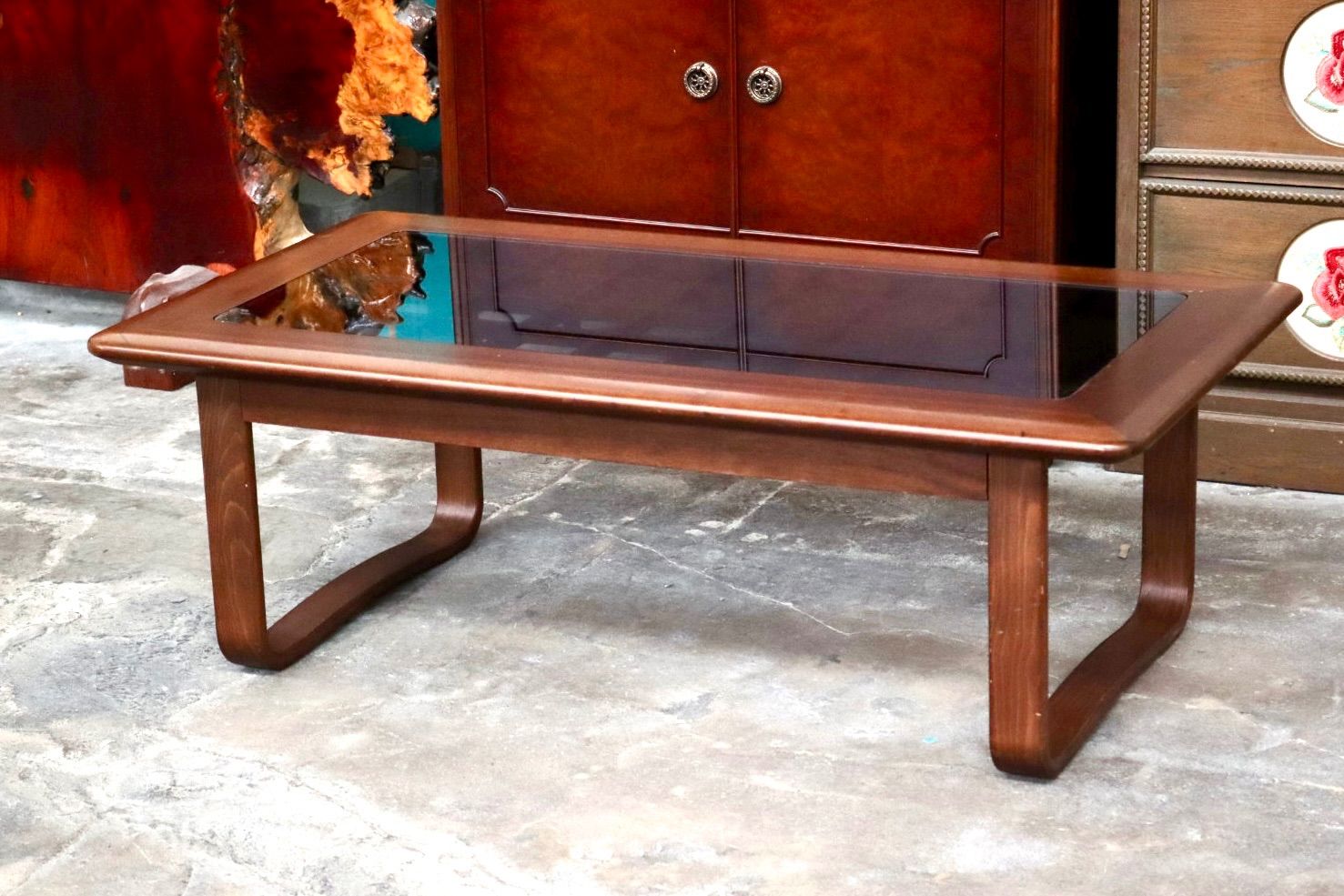 机・テーブル FUJI FURNITURE デザイン木製曲がり木センターテーブル