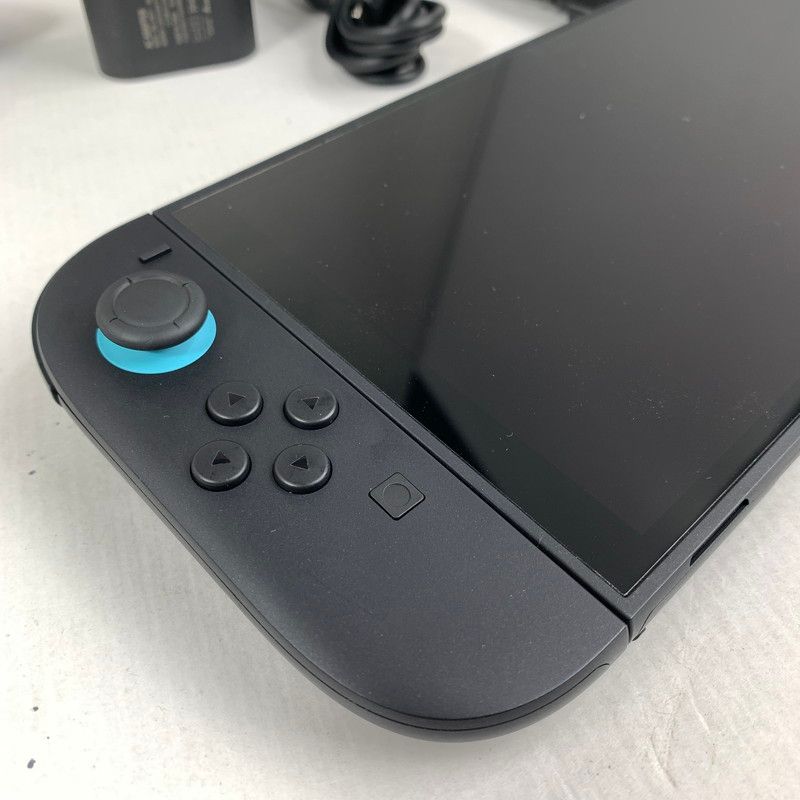 中古品】 Nintendo Switch 2(日本語・国内専用) 箱・ストラップ欠品
