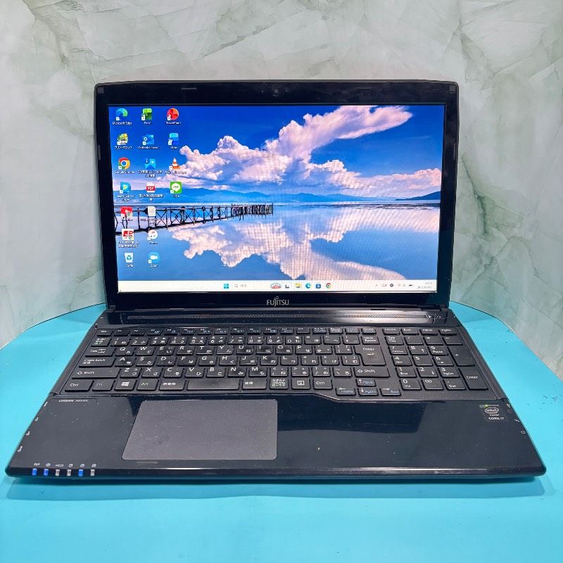 富士通 Core i7 SSD/8GB Win11 Office付ノート - メルカリ