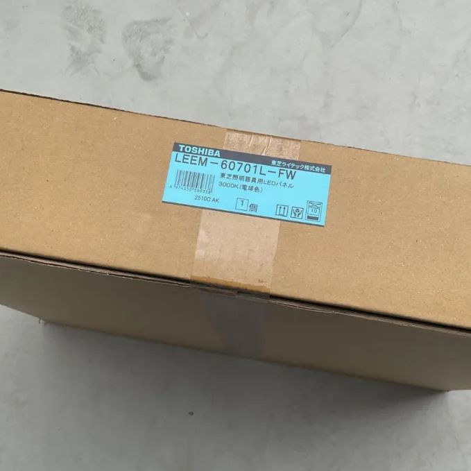 TOSHIBA LEEM-60701L-FW