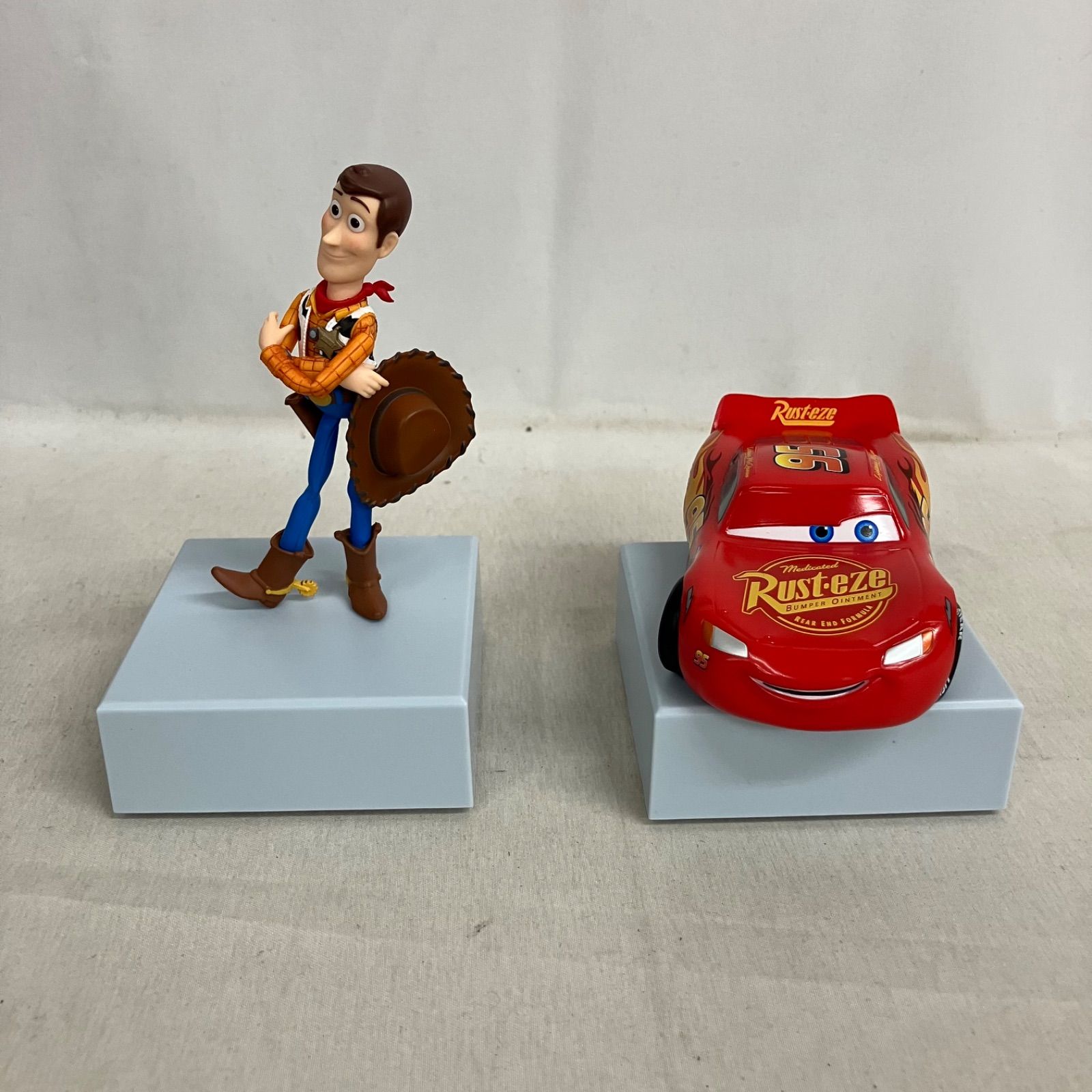 中古 Happyくじ A賞 ピクサーキャラクターズ＆ピクサーロゴ フィギュア