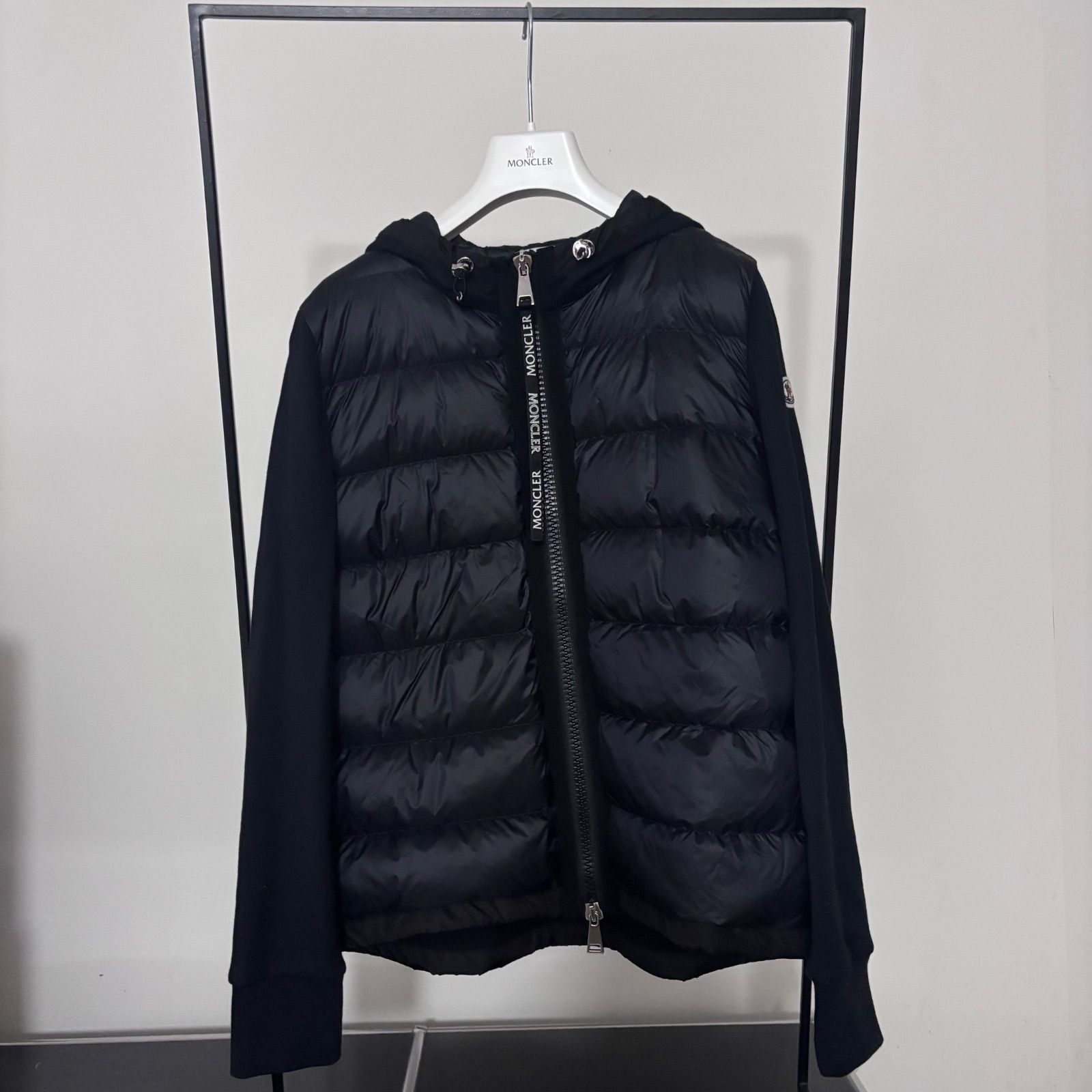 MONCLER 正規品　ダウン　カーディガン　ハイブリッド　 ブラック Sサイズ モンクレール☆ハイブリッドダウンカーディガン☆レディース☆M